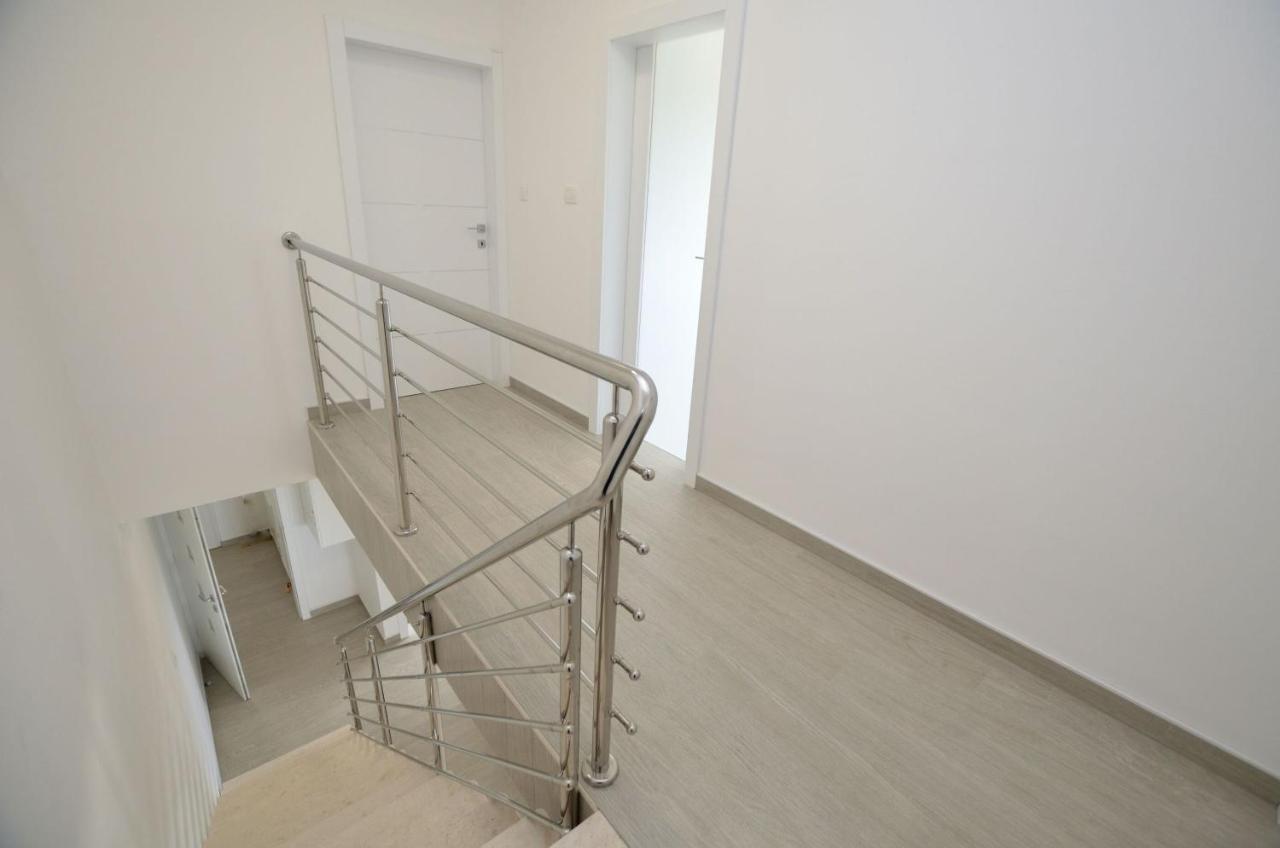 Apartments Villa Sofia Мартиншчіца Екстер'єр фото