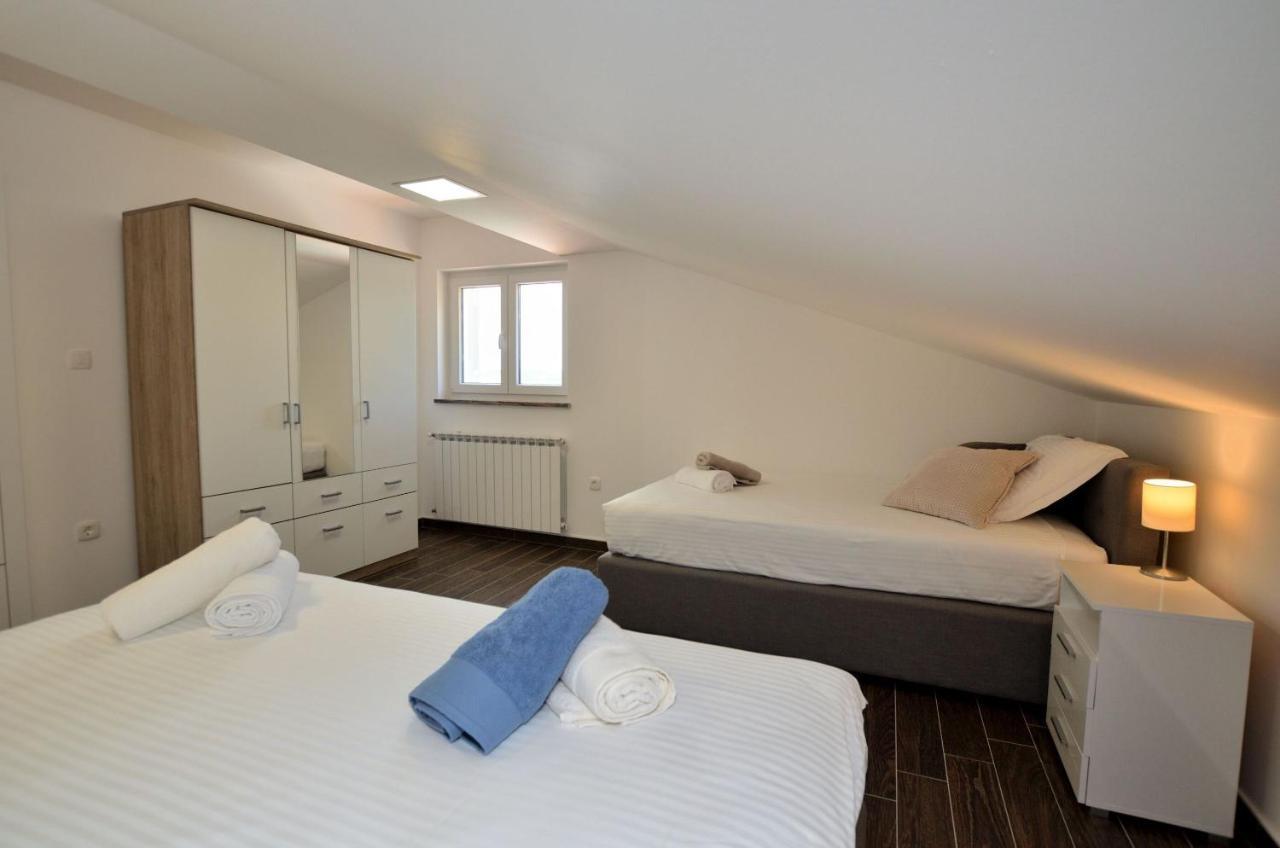Apartments Villa Sofia Мартиншчіца Екстер'єр фото