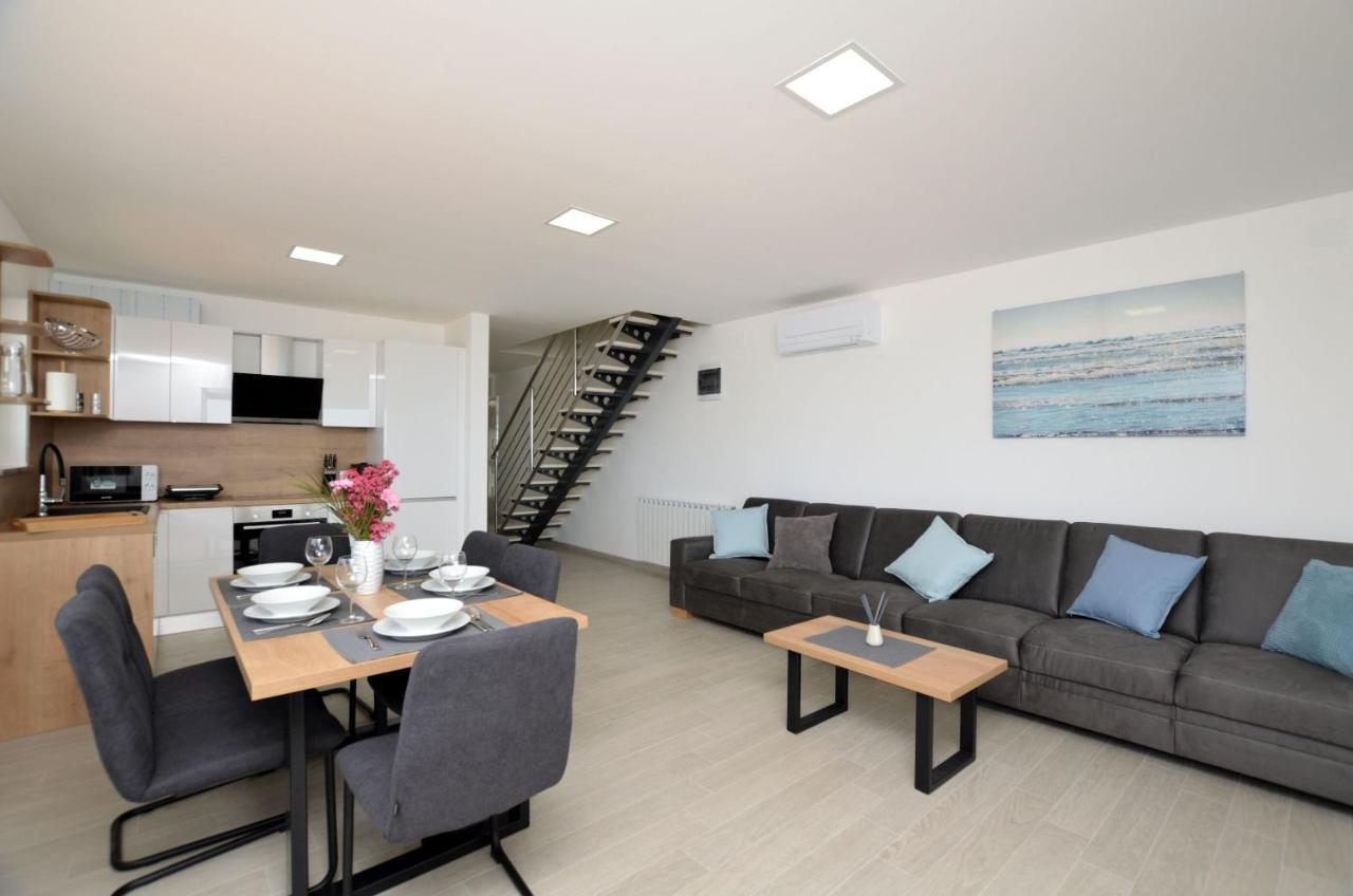 Apartments Villa Sofia Мартиншчіца Екстер'єр фото